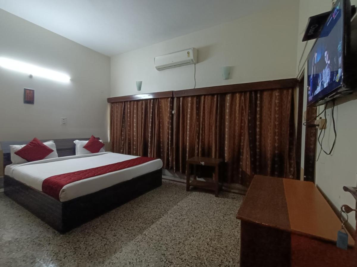 Riverview Guest House Γουβαχάτι Εξωτερικό φωτογραφία